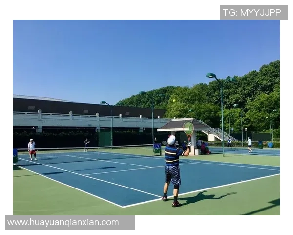 南京网球队边路渗透战术解析与实战应用研究